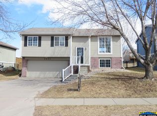 6623 N 112th Ave, Omaha, NE 68164