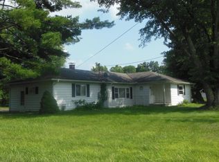 12 Green Acres Dr, Georgetown, OH 45121