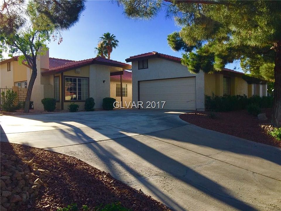 1st image of 5267 Dickens Dr