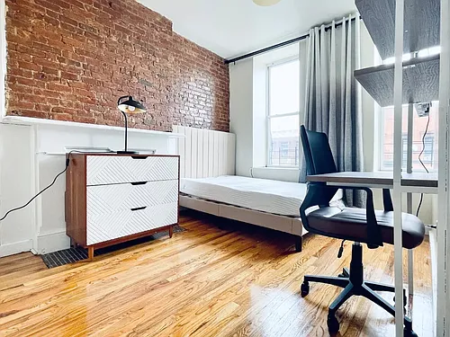 1088 Bedford Ave #4-203 Photo 1