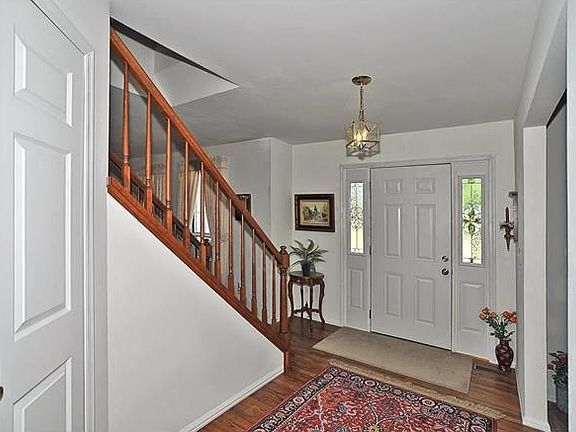 2nd image of 3029 Willow Creek Estates Dr