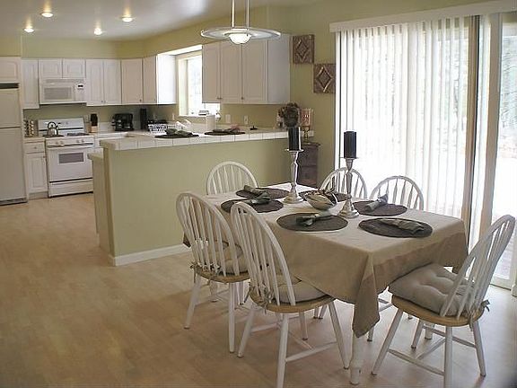 4th image of 1570 Boca Raton Dr