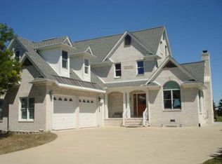 7301 Edlane Rd, Algonac, MI 48001