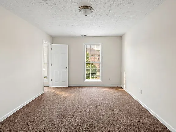 2909 Rusticwood Dr — Photo 22