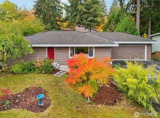 7621 NE 205th St, Kenmore, WA 98028