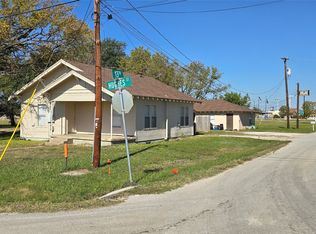 411 Hughes St, Sanger, TX 76266