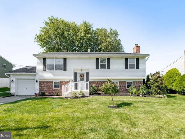 109 Central Ave, Woodbury Heights, NJ 08097