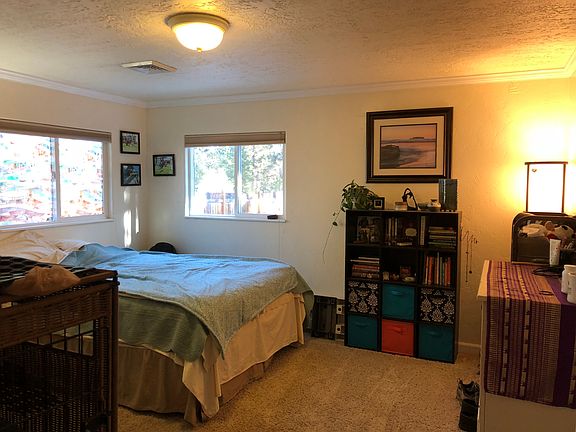 2nd image of 19738 Manzanita Ln