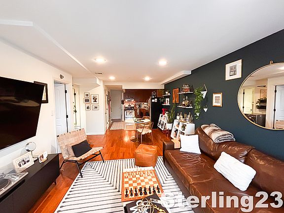 3rd image of 2707 23rd Ave APT 4A