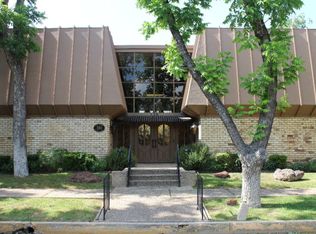 220 W Twohig Ave #G, San Angelo, TX 76903