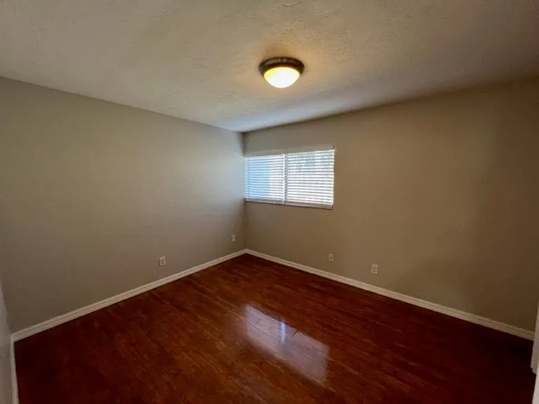 2508 SW 35th Pl #C15 — Photo 8
