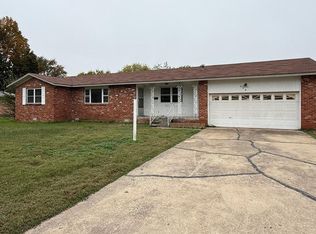 606 Cedar St, Springdale, AR 72764