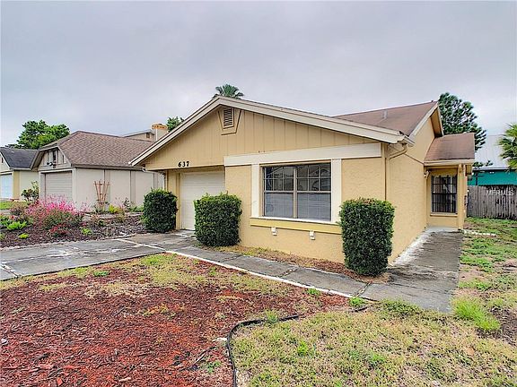 3rd image of 637 Lake Dexter Cir