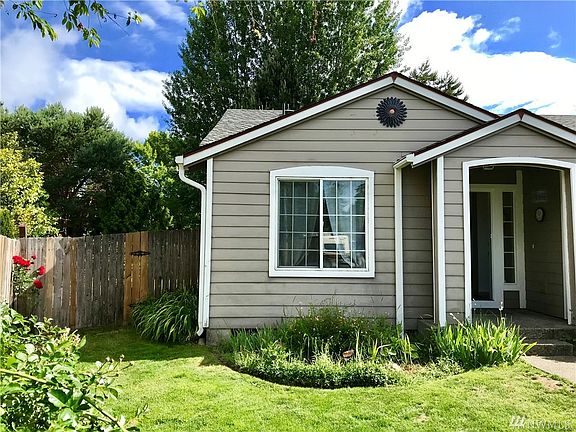 2nd image of 5016 47th Ave SE