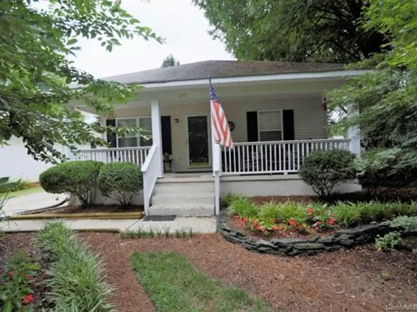 210 6th St, Belmont, NC 28012