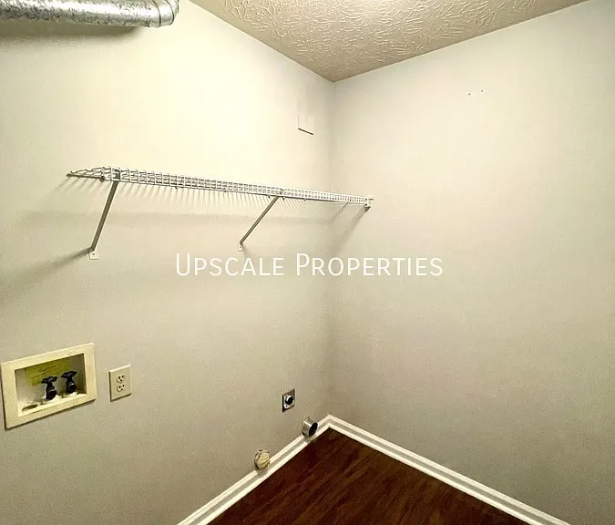 821 Gerardi Rd — Photo 6