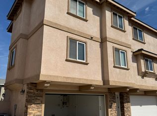 10654 Walnut St, Los Alamitos, CA 90720