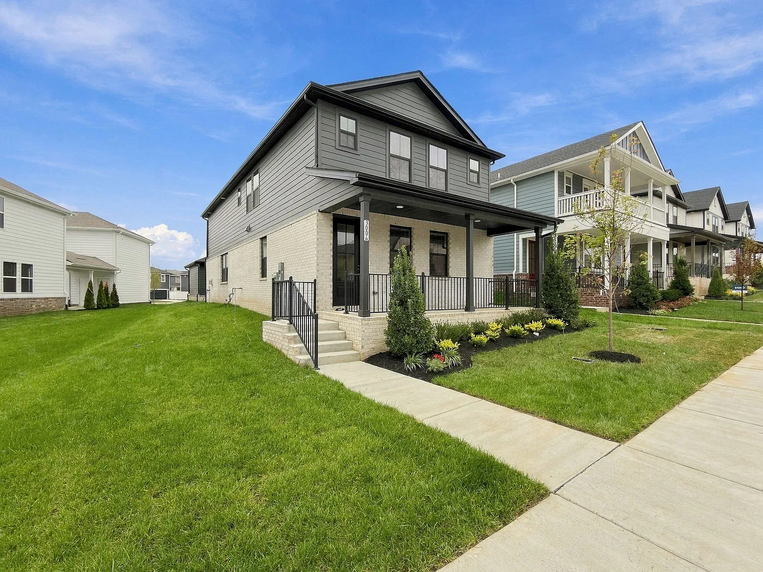 5 bed, 3.0 bath, 2750 sqft, $4,500 — Photo 4