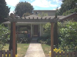 3555 NE 93rd St, Seattle, WA 98115