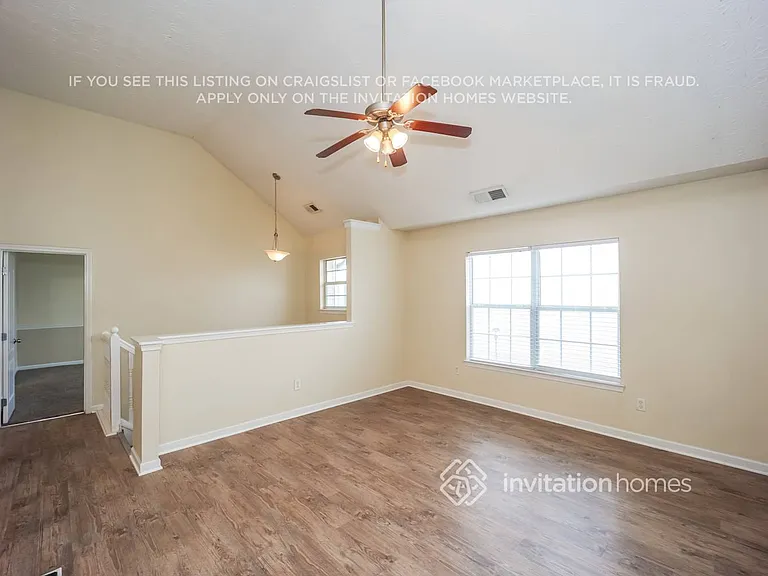 400 Upson Ln — Photo 5