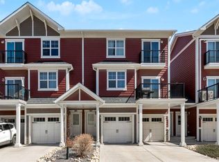 881 W Sage Valley Blvd NW #907, Calgary, AB T3R0R1