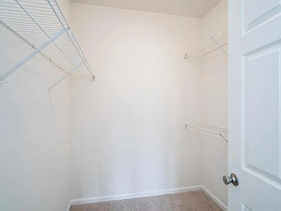 3rd image of 4450 Platinum Dr APT 2D