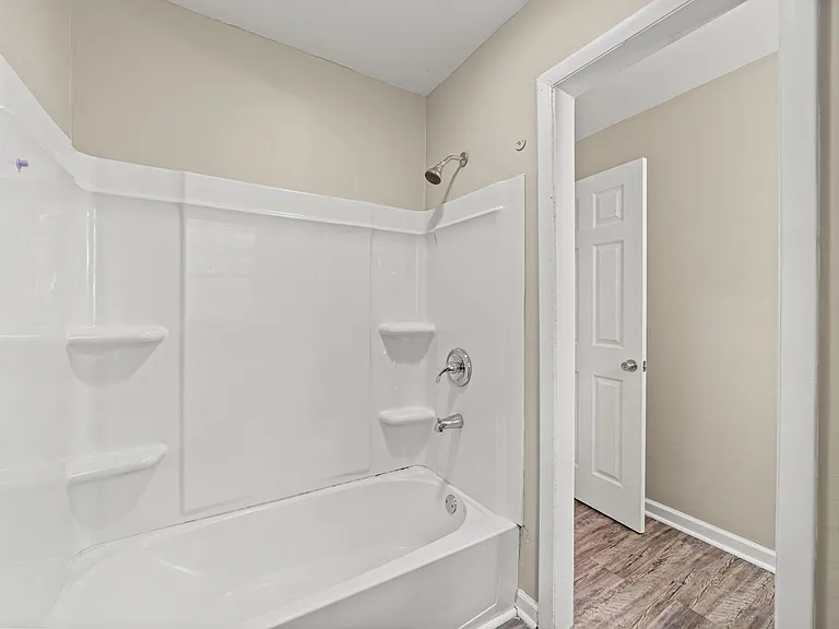 2103 Shane Dr — Photo 16