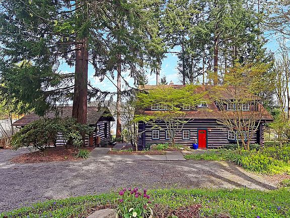 2nd image of 9626 SW Harbor Dr