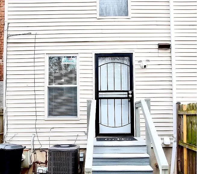 514 Wyeth St — Photo 32