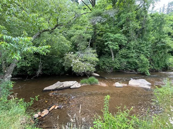 Tbd Troutland Rd, Hillsville, VA 24343