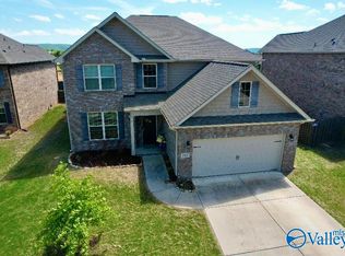 2107 Tobacco Barn Dr SW, Huntsville, AL 35803