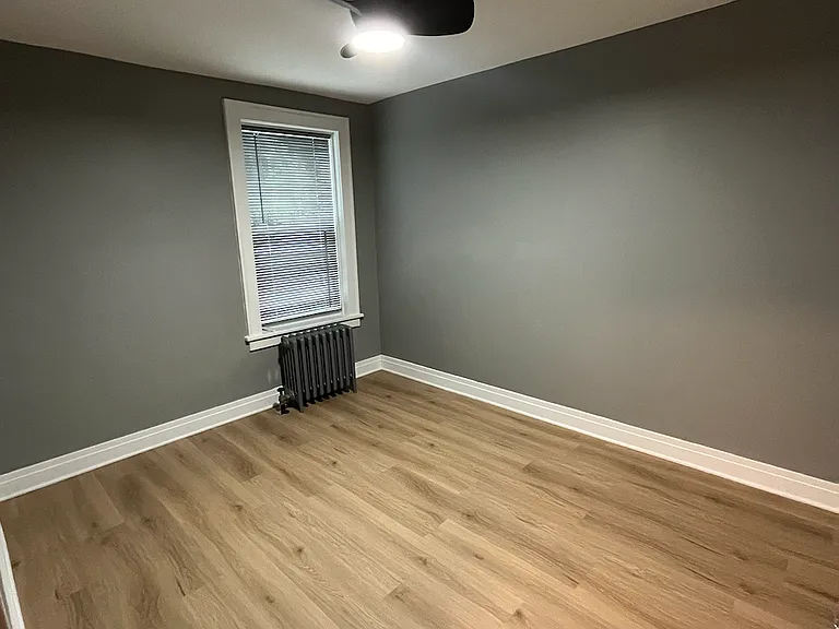 1004 Kenmore Ave #10 — Photo 3