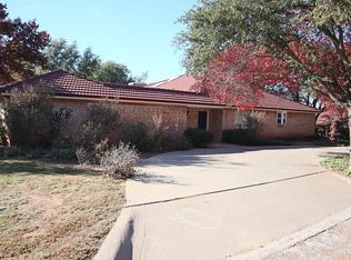 4 Greenwood Dr, Sweetwater, TX 79556