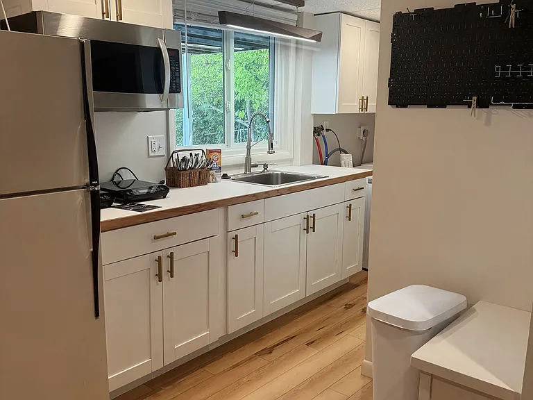 1614 Stuart St #1 — Photo 7