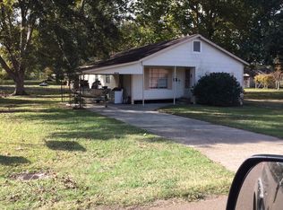 2000 Murray Dr, Vidalia, LA 71373