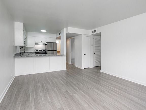 2nd image of 2526 Sharondale Dr #A2