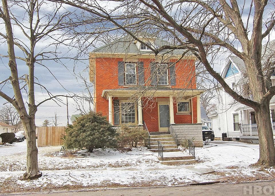 1st image of 837 N Union St