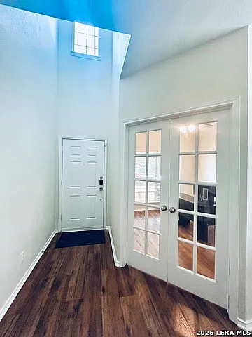211 Mirror Lk — Photo 2