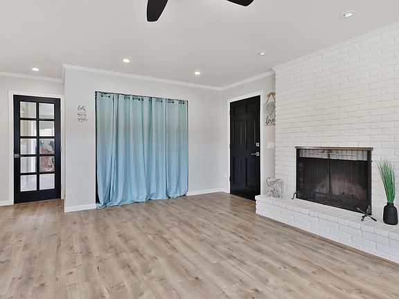 5th image of 338 Princeton St