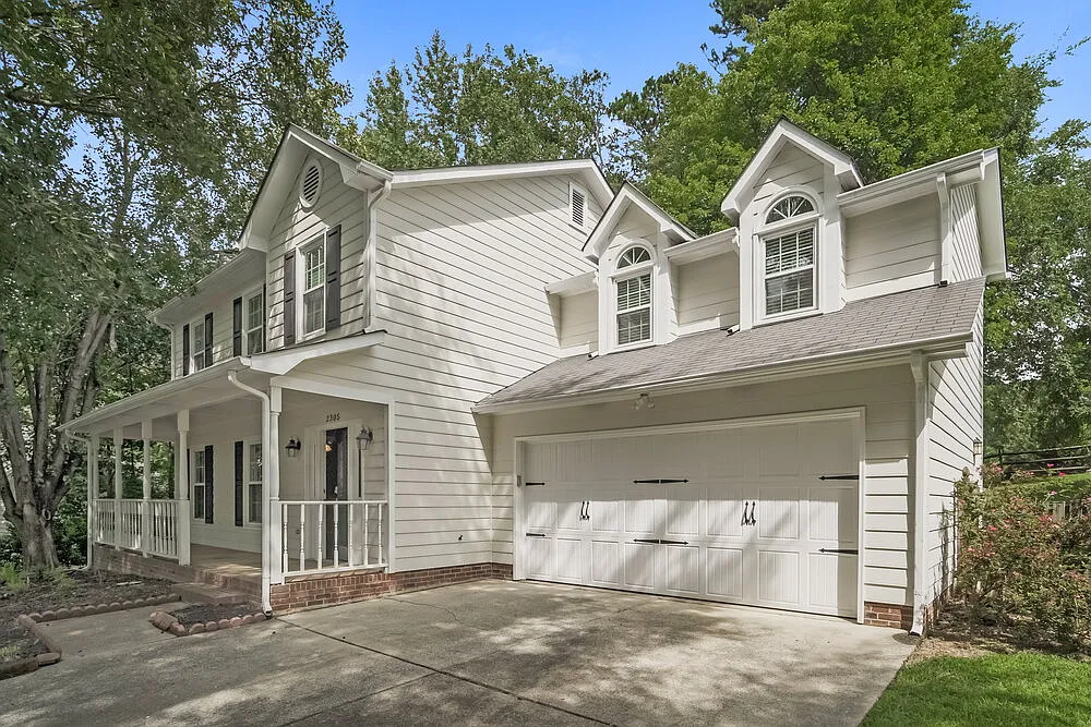 4 bed, 2.5 bath, 1787 sqft, $2,845 — Photo 4