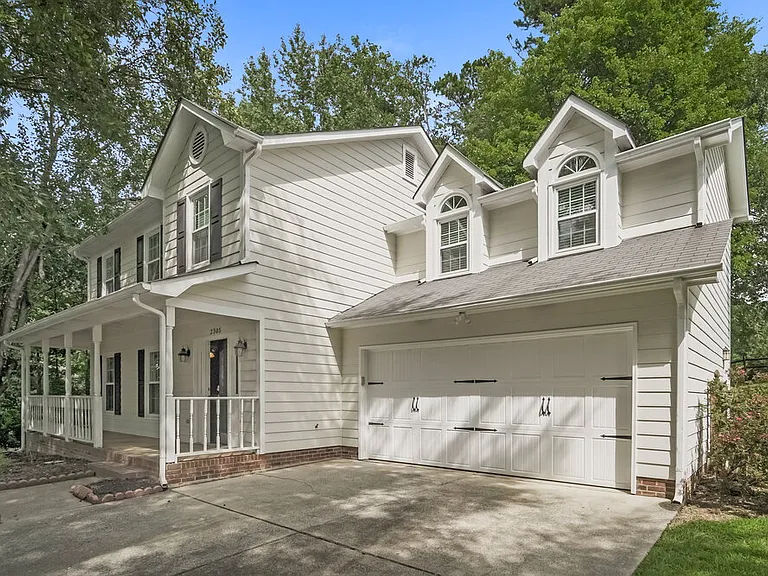 2305 Whispering Spring Dr — Photo 4