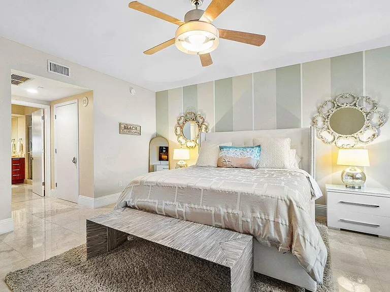 2650 Lake Shore Dr #206 — Photo 19
