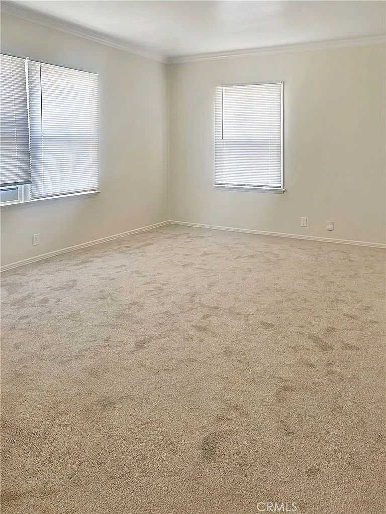 1 bed, 723 sqft, $2,100 — Photo 3
