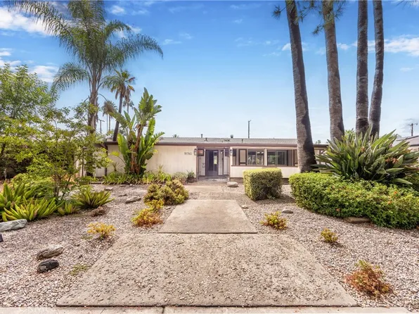 19760 Victory Blvd, Woodland Hills, CA 91367