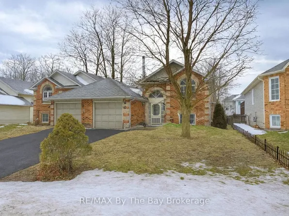 5 Goldsmith Pl, Wasaga Beach, ON L9Z 1E4
