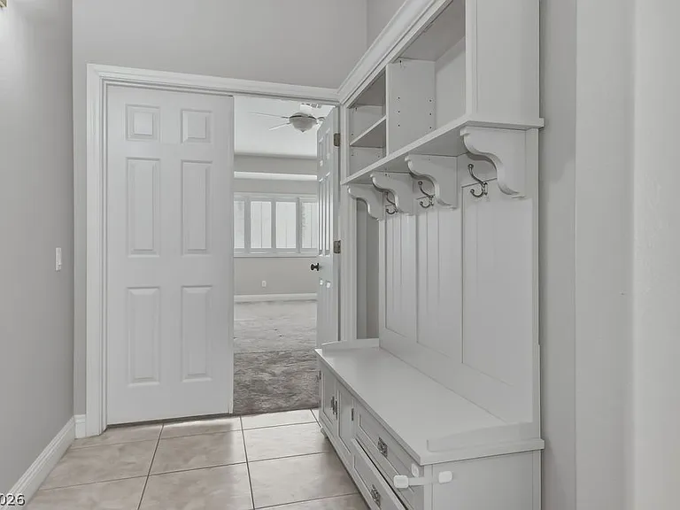 11209 Dell Cliffs Ct — Photo 19