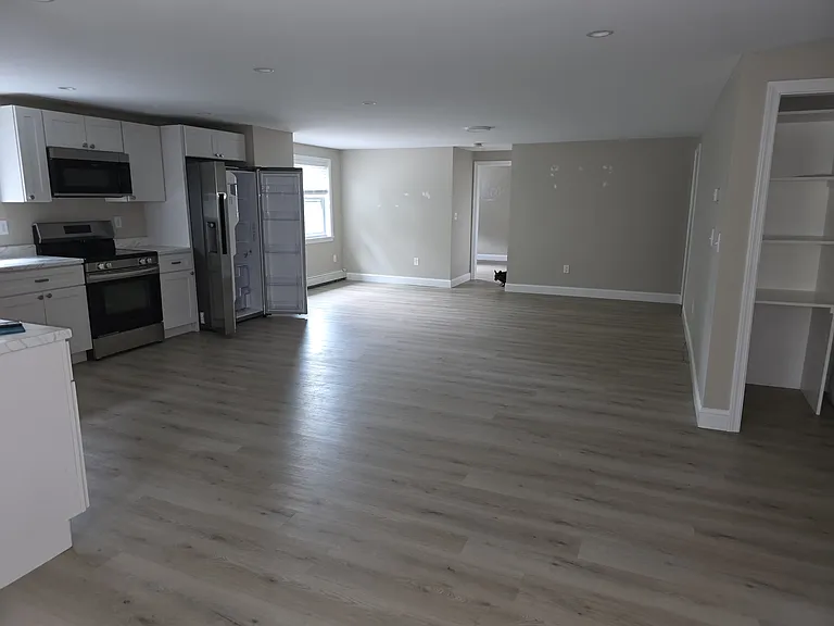 174 Plaistow Rd #2 — Photo 3