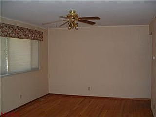 2nd image of 400 Patterson Ln