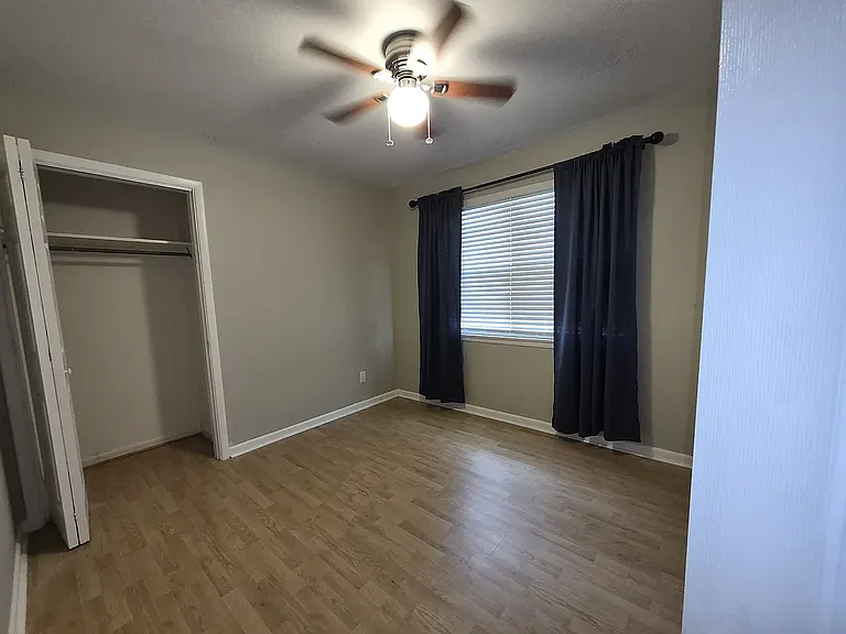 517 Winthrop St — Photo 5