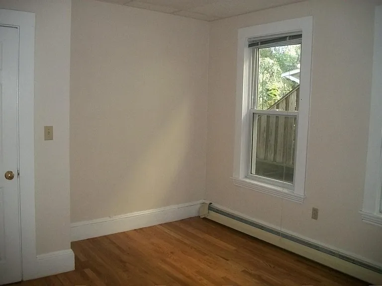 279 Pearl St — Photo 6